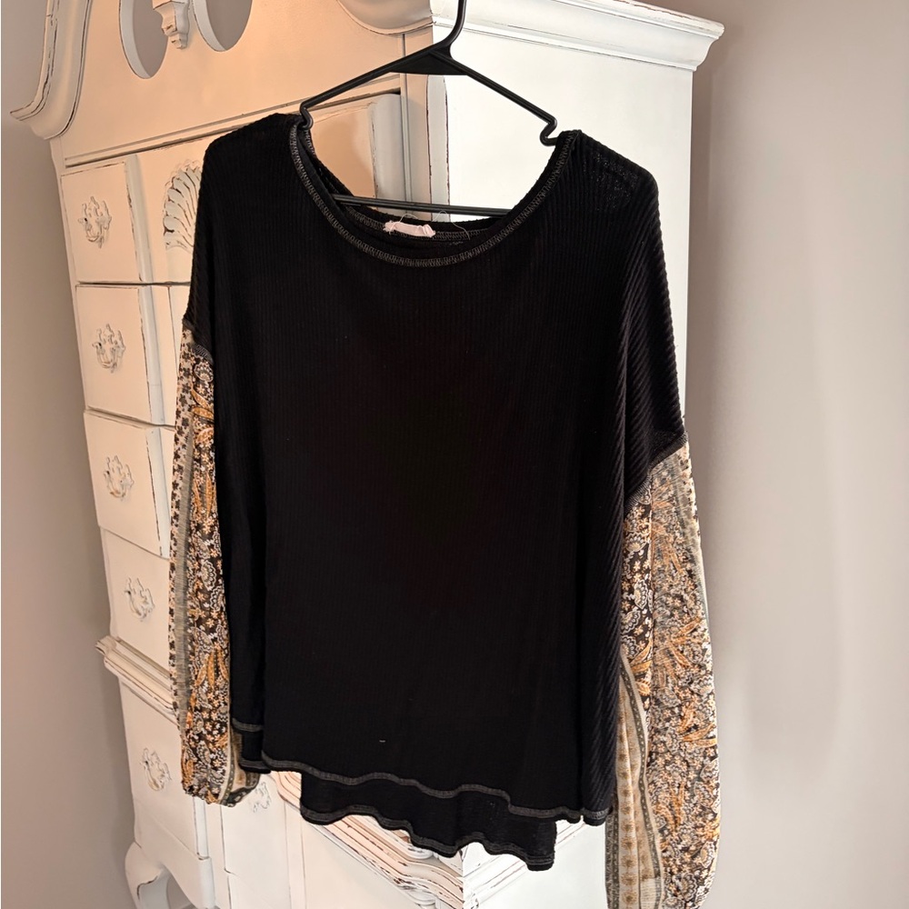 Women's Black and Patterned Sleeve Top